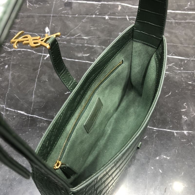 Y51 hobo bags